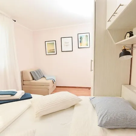 Lipa By Interhome Punat