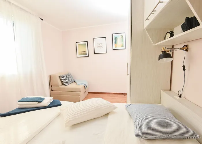 Lipa By Interhome Punat