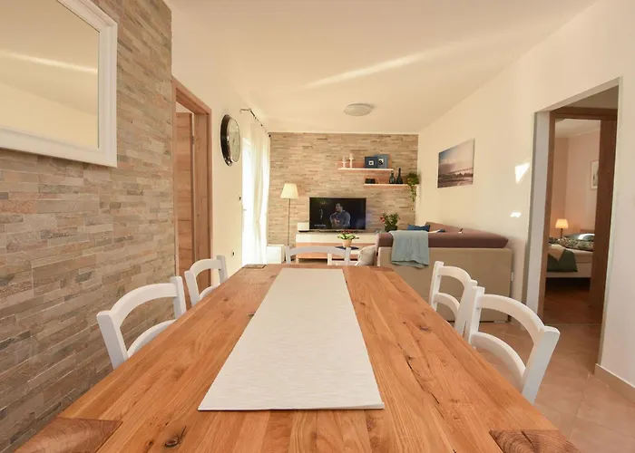 Lipa By Interhome * Punat